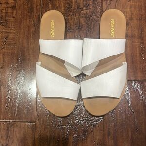 Women’s Nine West leather sandal